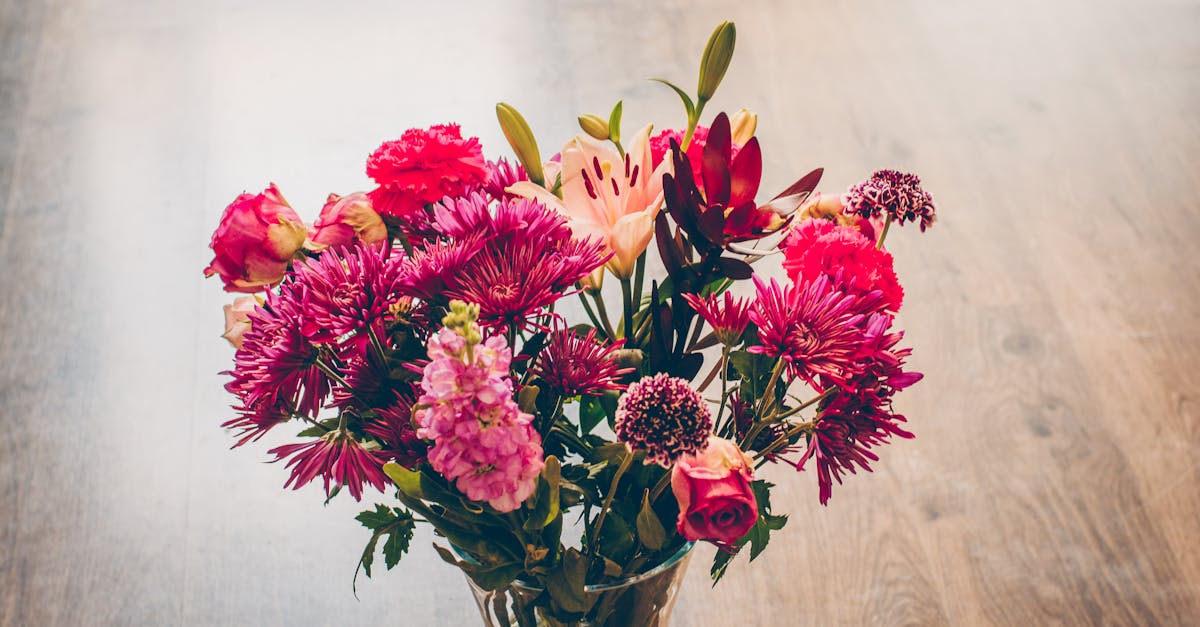 Seasonal Availability of Exotic Flower Varieties